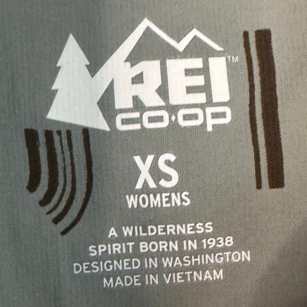 REI Co-op Women’s XS Green Vented Hiking Button Down Shirt Pockets - Picture 5 of 11
